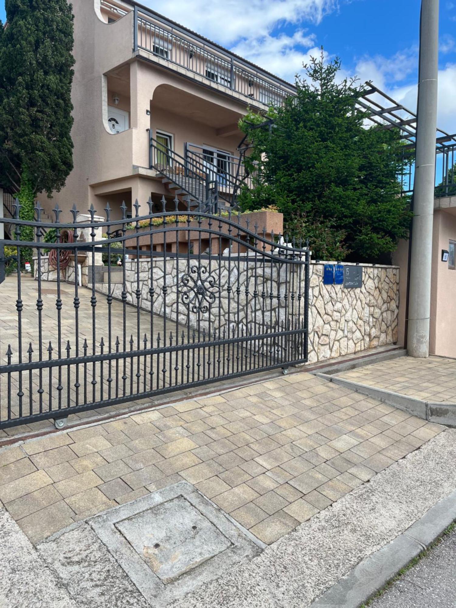 Apartman Mia Senj  Buitenkant foto